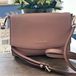 NWT Michael Kors Flap Messenger Ellis Bag